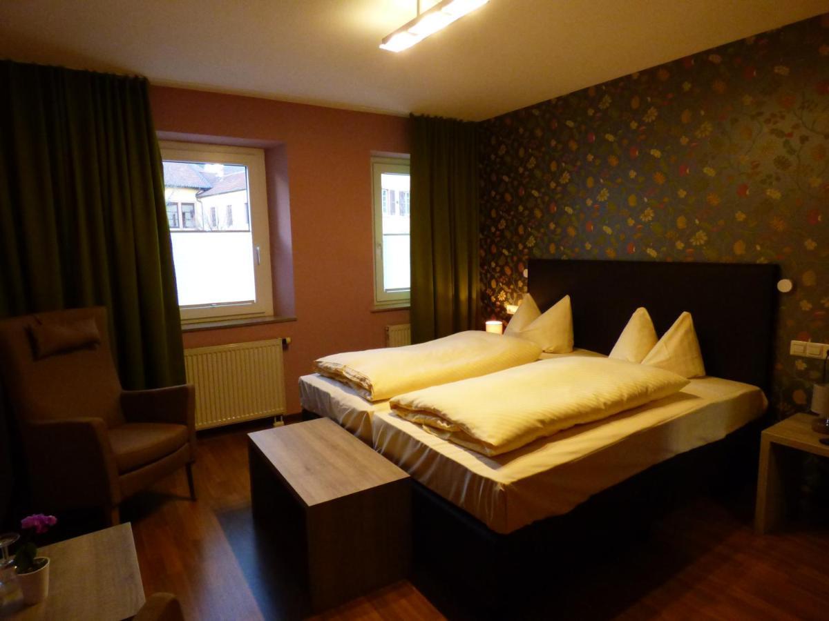 Zum Kronprinzen Hotel Garni Weyher Esterno foto