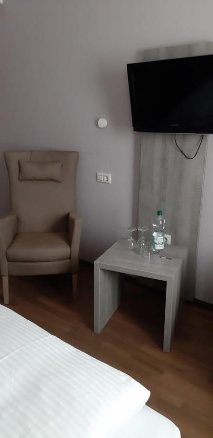 Zum Kronprinzen Hotel Garni Weyher Esterno foto